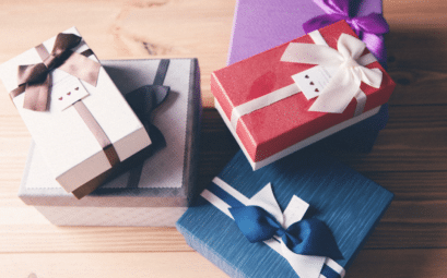 Quels types de cadeaux sont généralement offerts aux enfants de salariés ?